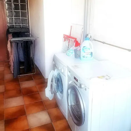 Haushaelfte Mit Jakuzzi In Frankenberg Сasa de vacaciones *
