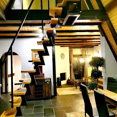 Haushaelfte Mit Jakuzzi In Frankenberg