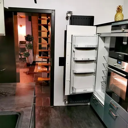 Сasa de vacaciones Haushaelfte Mit Jakuzzi In Frankenberg