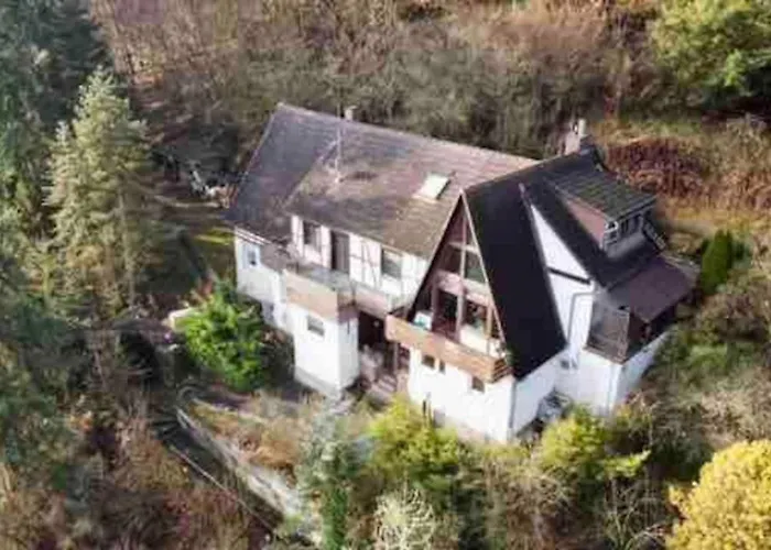 Haushaelfte Mit Jakuzzi In Frankenberg * Frankenberg an der Eder